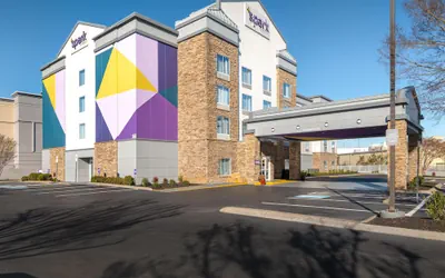 Photo 2 - Spark by Hilton Murfreesboro