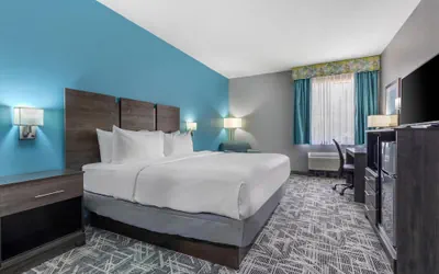 Photo 5 - Best Western Executive Inn