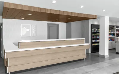 Photo 5 - Hilton Garden Inn Queens/JFK Airport