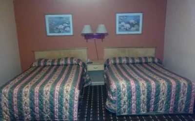 Photo 5 - Budget Host Motel Gainesville