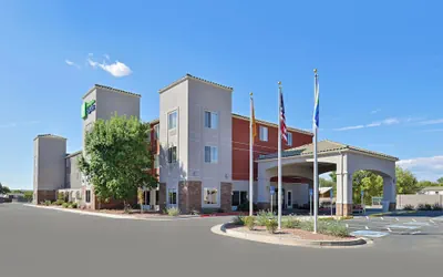 Photo 2 - Holiday Inn Express Bernalillo by IHG