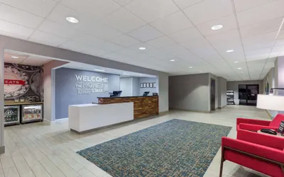 Photo 4 - Hampton Inn & Suites Dothan