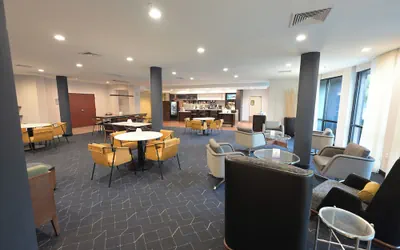 Photo 4 - Courtyard by Marriott Albany