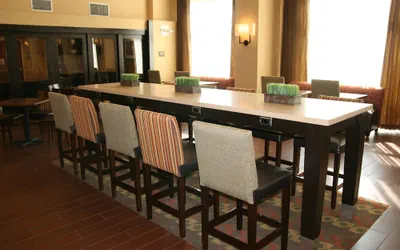 Photo 4 - Hampton Inn & Suites Oxford Anniston
