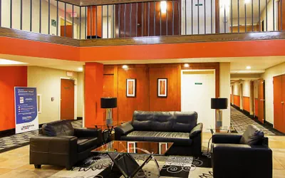 Photo 5 - Quality Inn Plainfield I-395