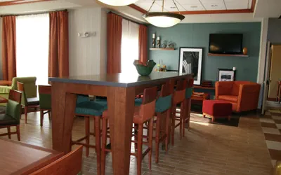 Photo 4 - Hampton Inn Lebanon