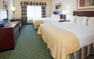 Photo 3 - Holiday Inn Conference Ctr Marshfield by IHG