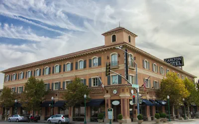 The Carlton Hotel, Atascadero – Paso Robles, a Tribute Portfolio Hotel