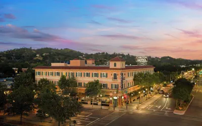 Photo 2 - The Carlton Hotel, Atascadero – Paso Robles, a Tribute Portfolio Hotel