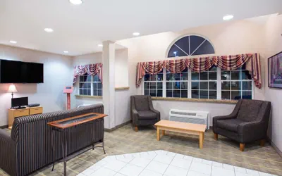 Photo 2 - Microtel Inn & Suites by Wyndham Plattsburgh