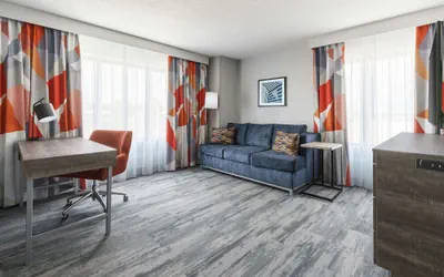 Photo 5 - Hampton Inn & Suites Tampa/Ybor City/Downtown