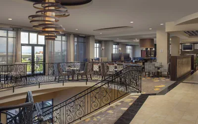 Photo 4 - Courtyard by Marriott Tacoma Downtown