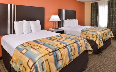 Photo 2 - Douglas Inn And Suites