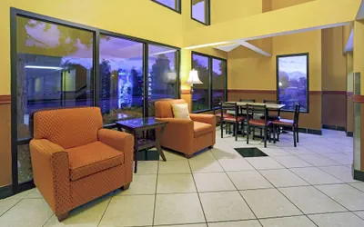 Photo 5 - Super 8 by Wyndham Denver Stapleton