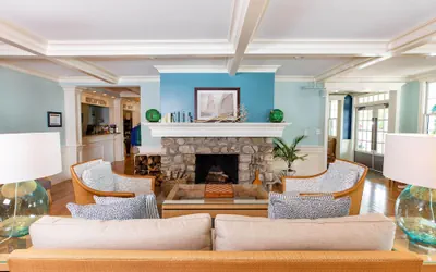 Photo 5 - Island House Hotel
