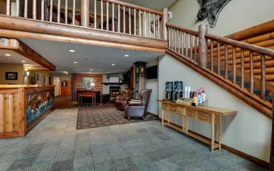 Photo 2 - Stoney Creek Inn Quincy