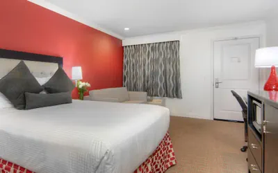 Photo 5 - Aggie Inn, an Ascend Collection Hotel