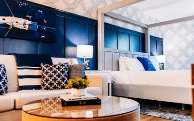 Photo 2 - Salem Waterfront Hotel & Suites
