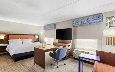 Photo 5 - Hampton Inn & Suites Bolingbrook
