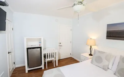 Photo 5 - Venice on the Beach Hotel