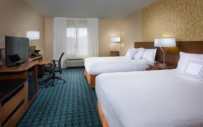 Photo 5 - Fairfield Inn & Suites by Marriott Marshall