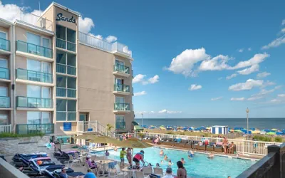 Photo 2 - Atlantic Sands Hotel & Conference Center