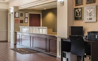 Photo 3 - Sleep Inn & Suites Dothan North