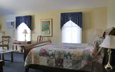 Photo 2 - Kearsarge Inn