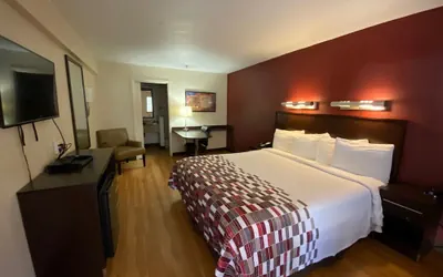 Photo 4 - California Inn & Suites Rancho Cordova - Sacramento