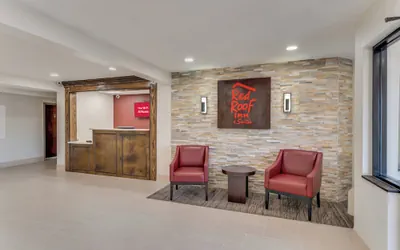 Photo 5 - Red Roof Inn & Suites Newport – Middletown, RI