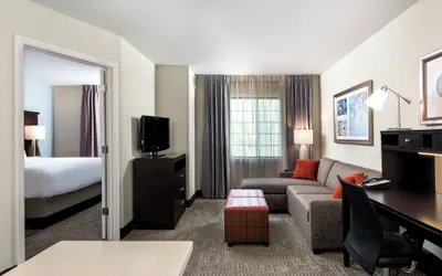 Photo 4 - Staybridge Suites Chantilly - Dulles Airport by IHG