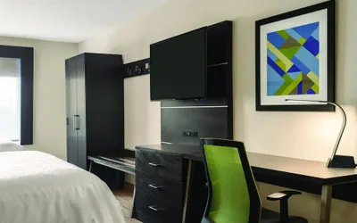 Photo 4 - Holiday Inn Express Hotel & Suites Lawton-Fort Sill by IHG