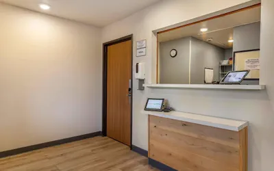 Photo 5 - Extended Stay America Select Suites - Wichita - North