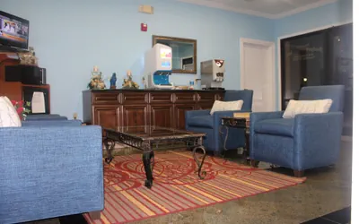 Photo 2 - Budget Inn
