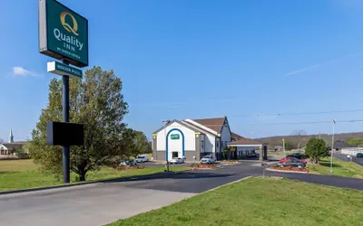 Photo 2 - Quality Inn Tahlequa South