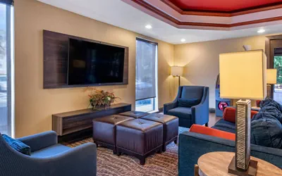 Photo 5 - Comfort Suites Fort Pierce I-95