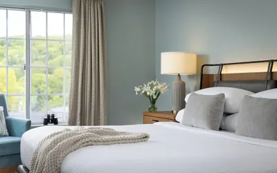 Photo 5 - Meadowbrook Inn