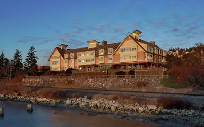 Photo 2 - Chrysalis Inn & Spa Bellingham, Curio Collection by Hilton