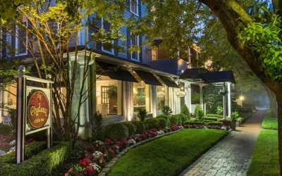 Photo 2 - Chateau Inn and Suites