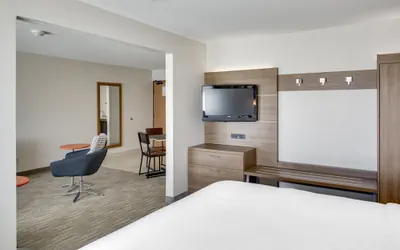 Photo 4 - Holiday Inn Express & Suites Chickasha by IHG