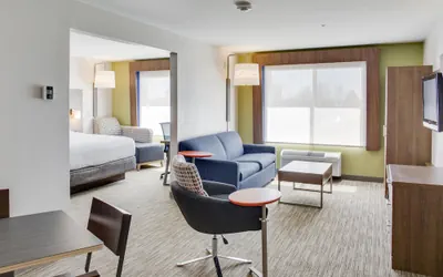 Photo 3 - Holiday Inn Express & Suites Chickasha by IHG