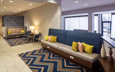 Photo 3 - Hampton Inn & Suites Parker