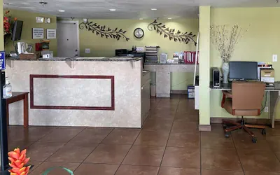 Photo 3 - Motel 6 Riviera Beach, FL