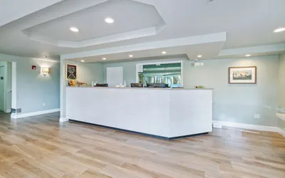 Photo 3 - La Serena Inn