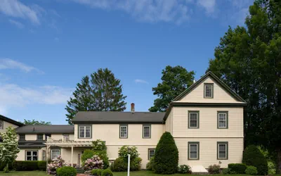 Photo 2 - 1802 House Bed and Breakfast