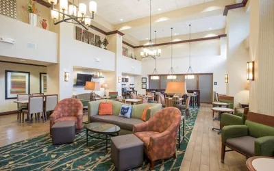Photo 5 - Hampton Inn & Suites Cincinnati-Union Center