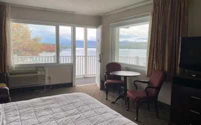 Photo 3 - The Georgian Lakeside Resort