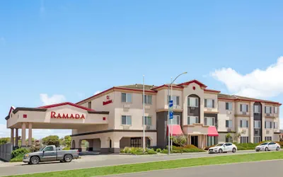 Photo 2 - Ramada by Wyndham Marina
