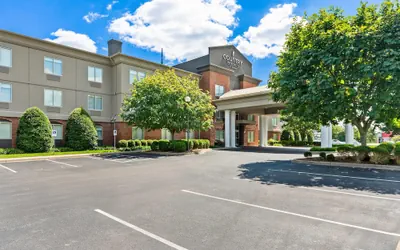 Photo 2 - Country Inn & Suites by Radisson, Elizabethtown, KY