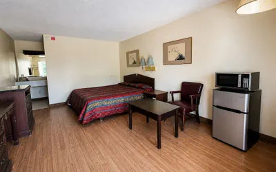 Photo 4 - Night Inn by Hotel O Selma I 95